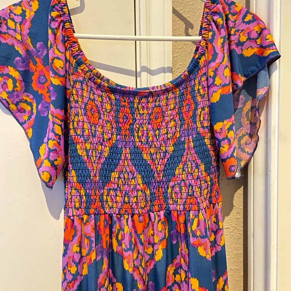 Women’s dress